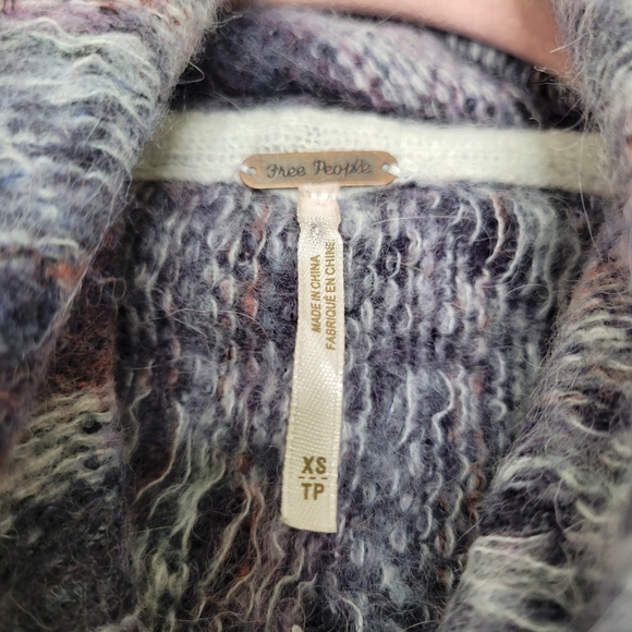 Free people be the one fringe poncho XS - Picture 5 of 6